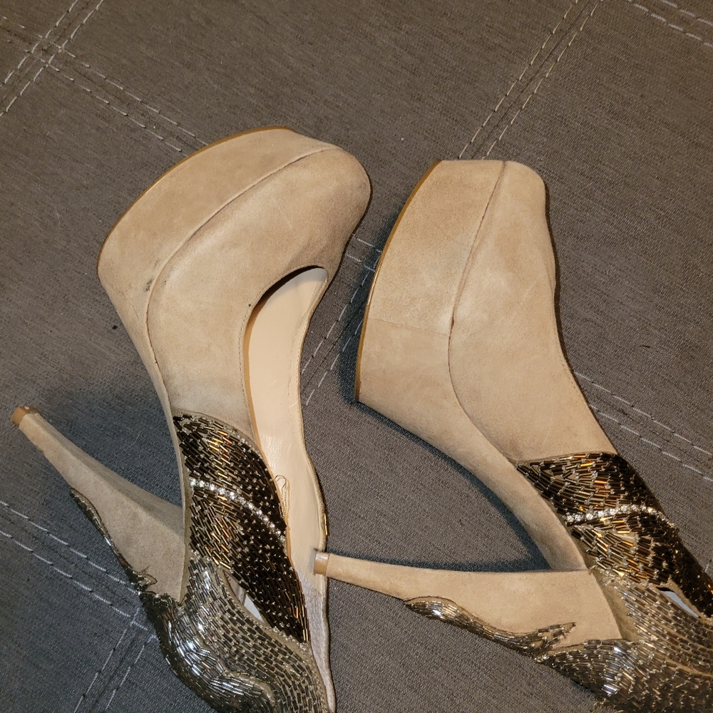 Enzo Angiolini size 10 1/2 beige